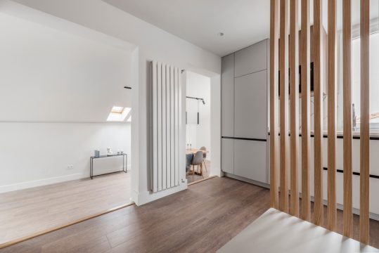 radiator din aluminiu in casa moderna 